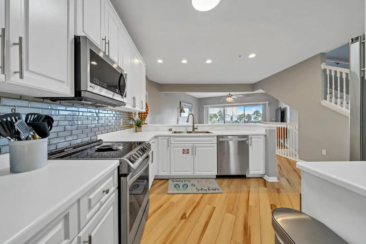 Walking Distance To Beach! Bc Pointe Townhomes 403 Destin 0*,  United States